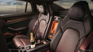ポルシェ『パナメーラ ターボ』、究極のカスタム「ゾンダーヴンシュ」仕様を公開…後席にシャンパンクーラー
