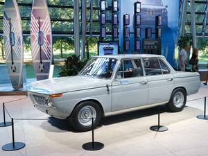 BMWを救った「ノイエ・クラッセ」 その名が次世代EVに受け継がれた理由