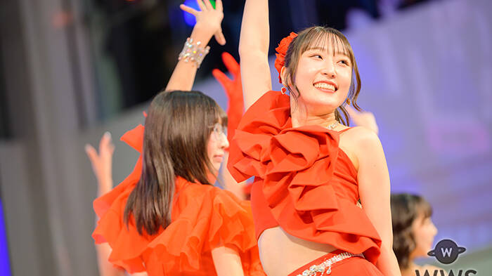 佐野玲於、スーツ衣装でコミカルなパフォーマンス！＜TOKYO